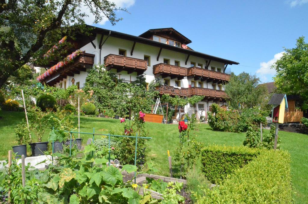 Pension Kirchbrugger Telfes im Stubai Exteriör bild