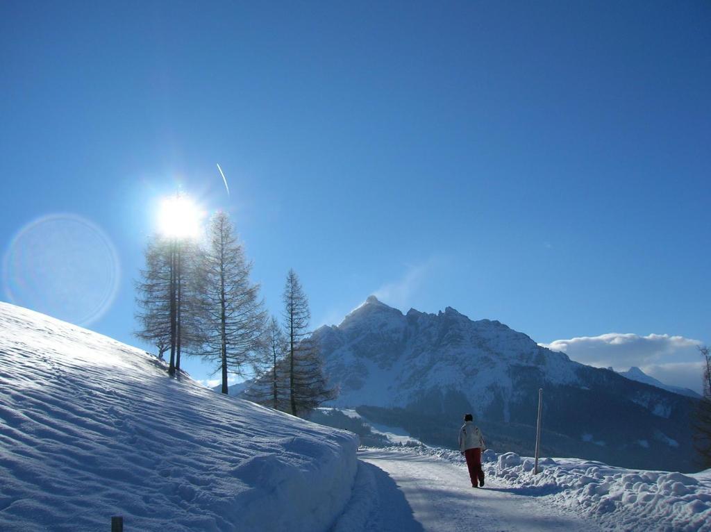 Pension Kirchbrugger Telfes im Stubai Exteriör bild
