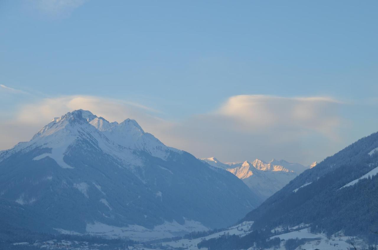 Pension Kirchbrugger Telfes im Stubai Exteriör bild